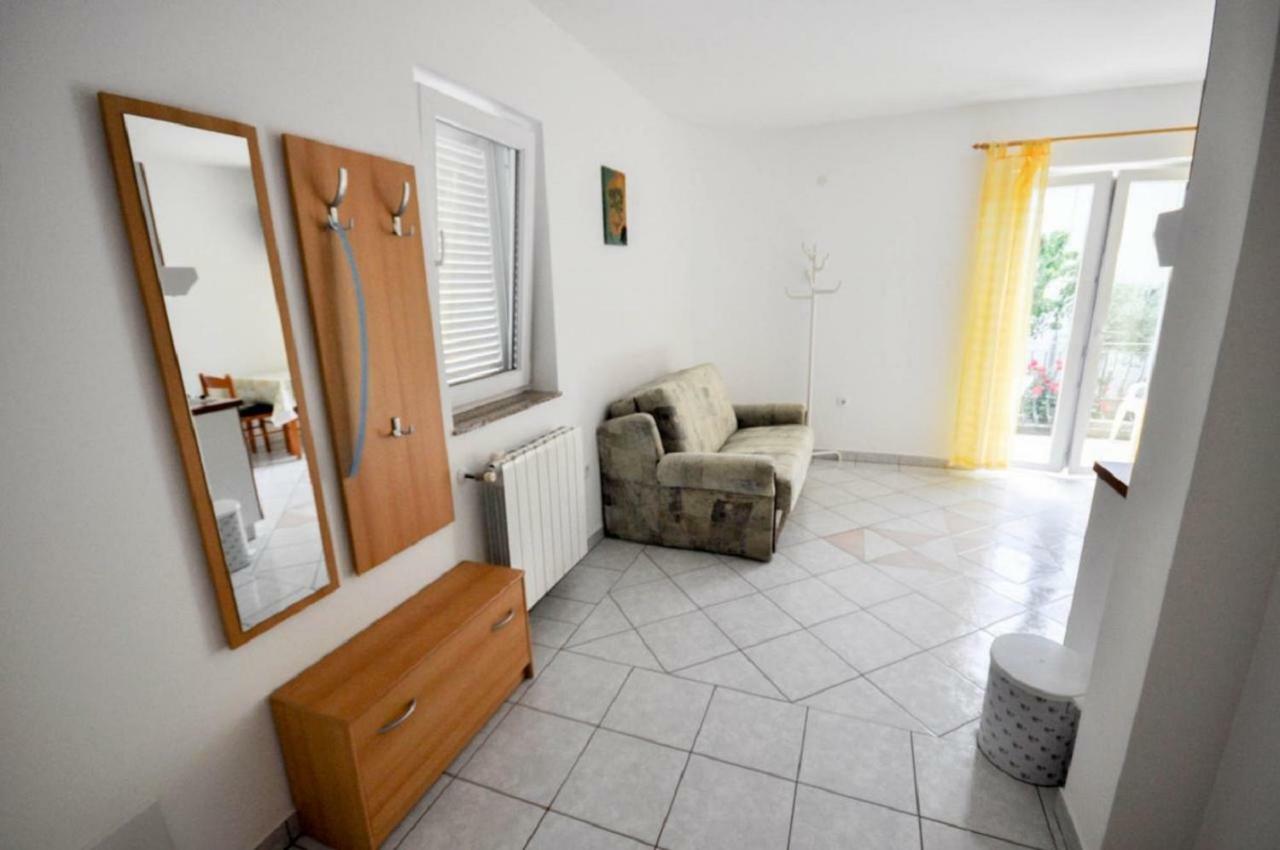 Ana M Apartments Новиград Екстериор снимка